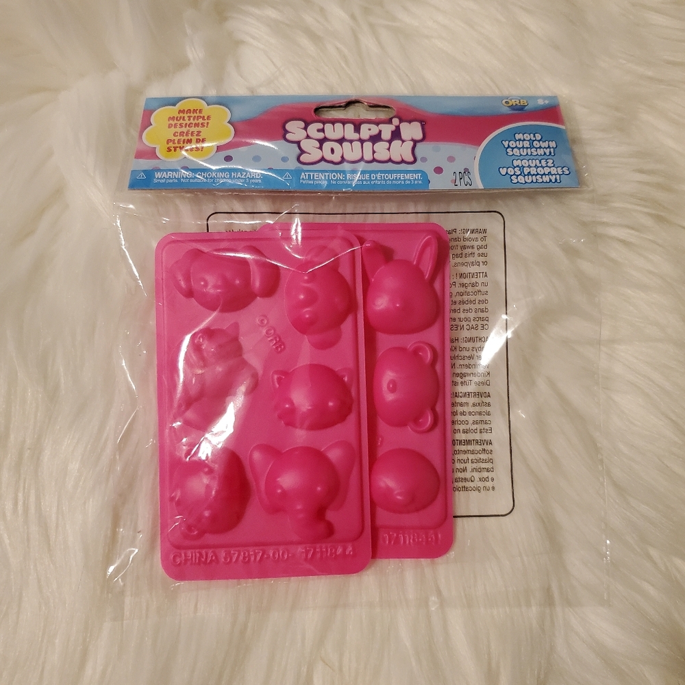 NEW Orb Pink Sculpt'n Squish Mold Set
